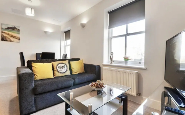 Sapphire Serviced Apartment