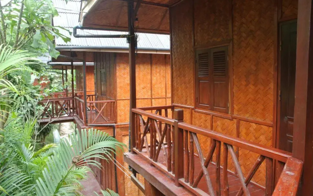 Mekong Riverside Lodge