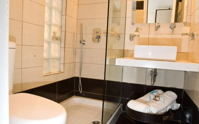 Zannis Hotel
