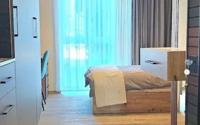 Hira Boarding Aparthotel