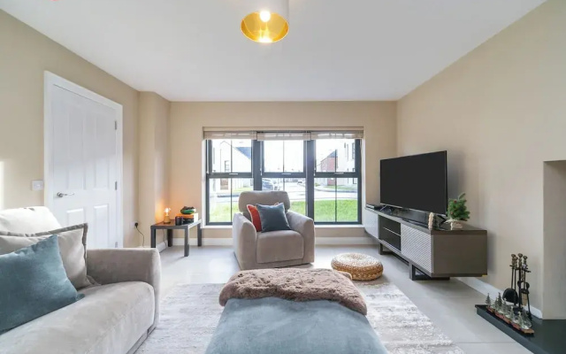 Modern Entire Home Retreat in Newry