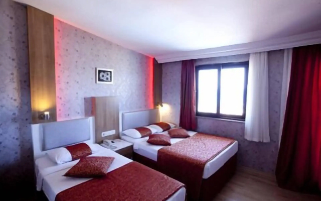 Aleria Belport Beach Hotel