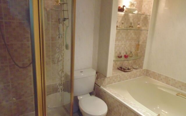 Westmore Bed & Breakfast