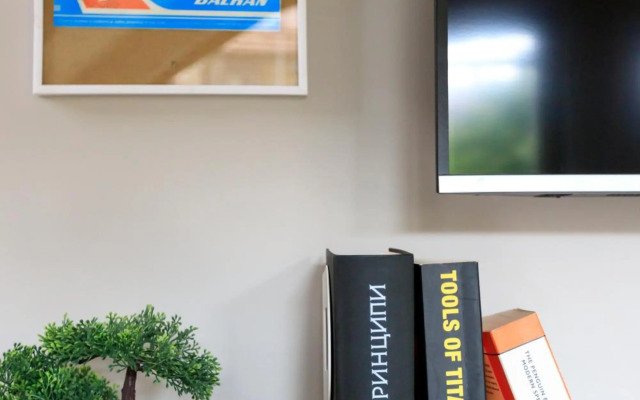 Park Loft next to Eagle's Bridge