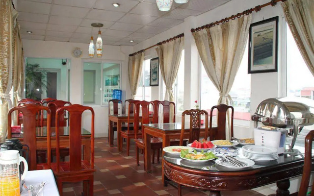 Camellia 5 Hotel