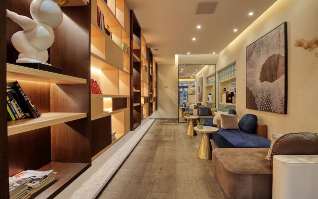 Wing Hotel Guilin- Pedestrian Street