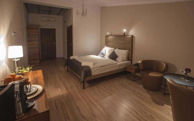 Pergamin Royal Apartments