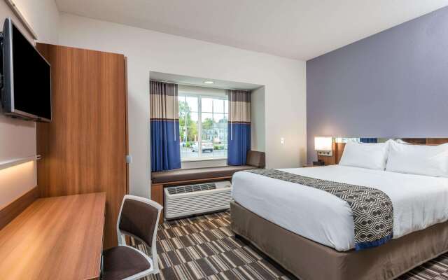 Microtel Inn & Suites By Wyndham Altoona