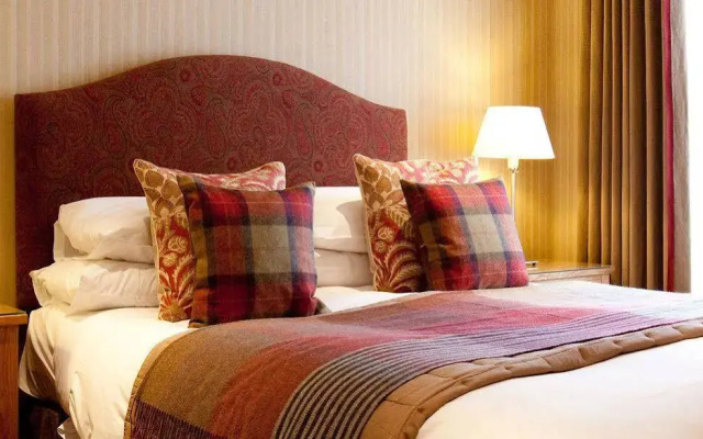 Burts Hotel