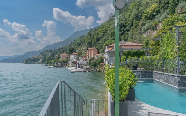 Villa White by Myvillacollection