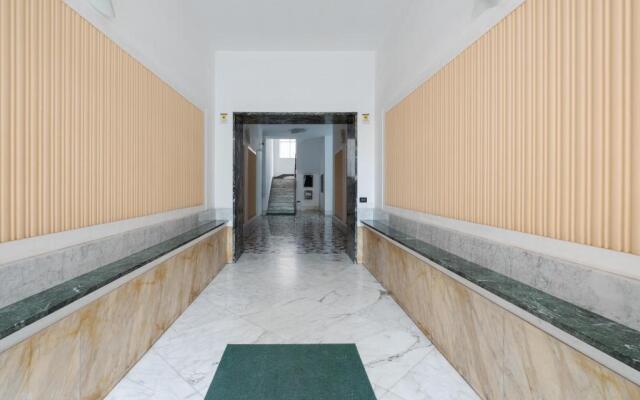 BMGA l Penthouse With Terrace and 3Bdr in San Giovanni