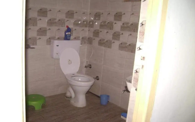 BlueStays Hostel