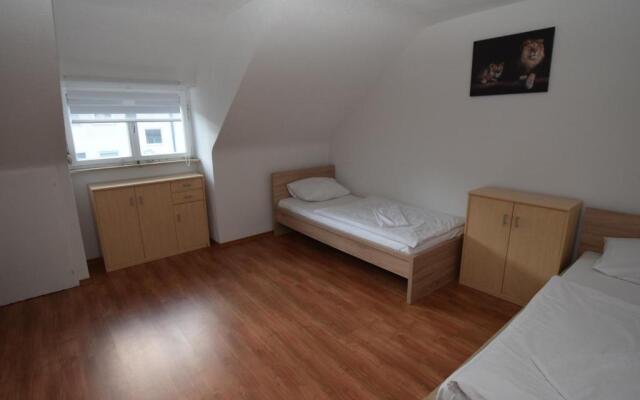 Ab Apartment 06