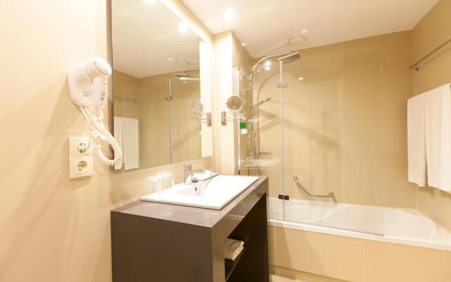Sirenis Seaview Country Club