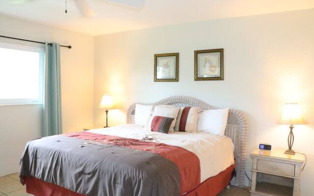 Jamaica Royale 086 - 2 Br Condo