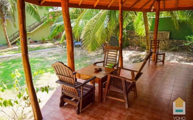 Yoho Green Garden Cabanas