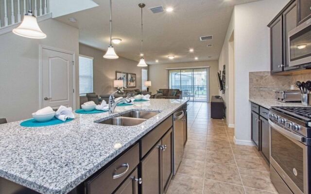 Solterra - 6 Bedrooms House w-pool-7043SR 6 Home by RedAwning