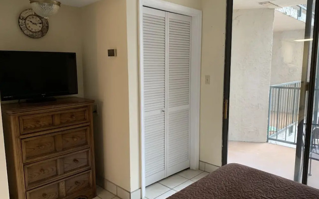 Oak Square Rentals