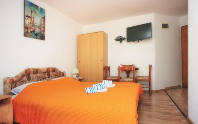Simun Apartments