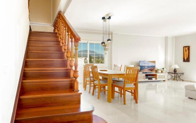 4 bedroom Holiday Penthouse near Puerto Banus, in Nueva Andalucia