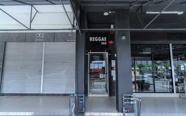 OYO 90375 Reggae Inn