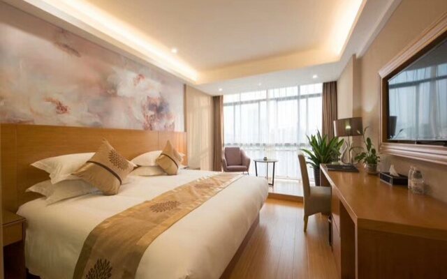 Yiwu Midi Hotel