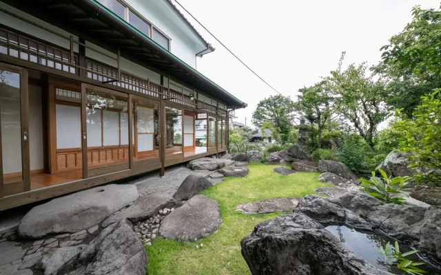 Meisekino Kakureyado Housen