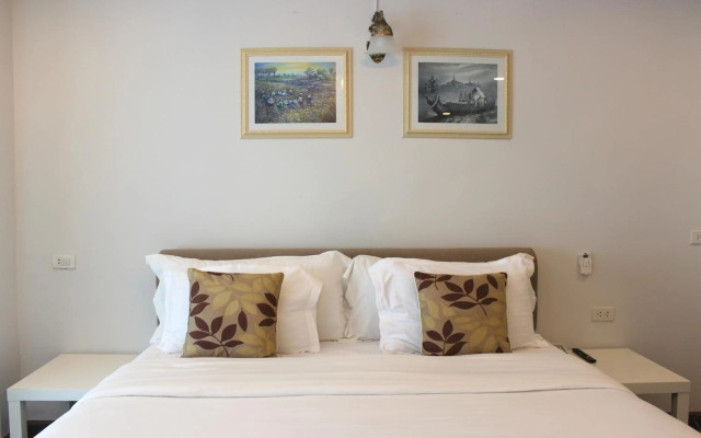 V One Pride - Sukhumvit 22 Bangkok