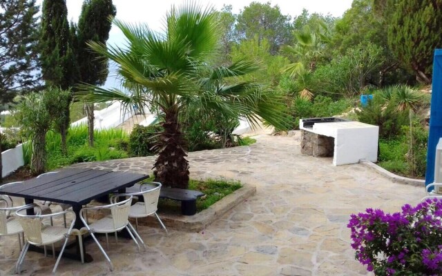 Villa With 4 Bedrooms in Sant Josep de sa Talaia, With Wonderful sea V