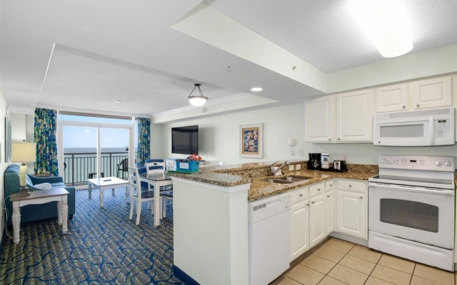 Paradise Resort 1707