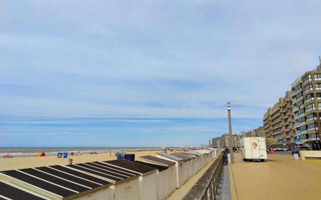 Nieuw modern appartement vlakbij strand