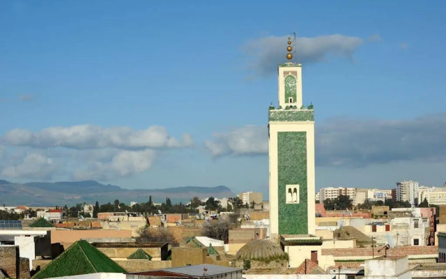 Riad Atika Mek
