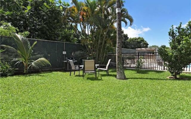 Lokelani #C104 - 1 Br condo by RedAwning