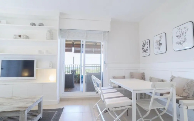 SUNSET Candor Home free parking by Cadiz4Rentals