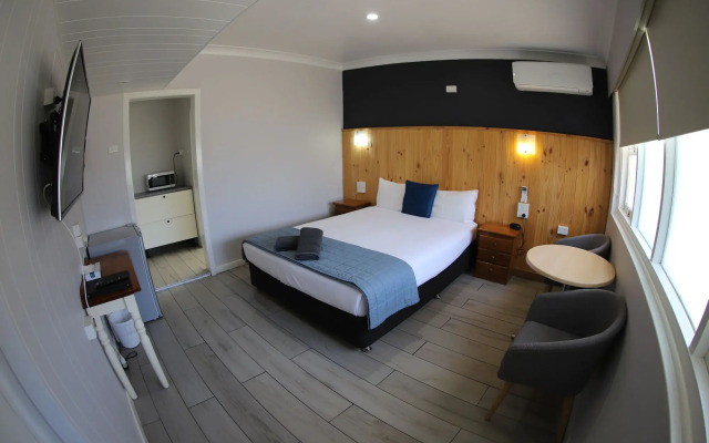 Sleepy Hill Motor Inn
