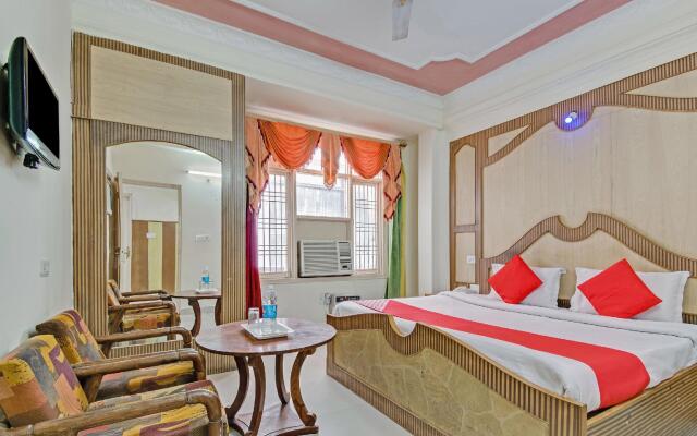 OYO 24888 Hotel Sham Palace