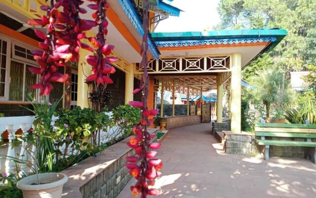 Fabhotel Royal Green Buds