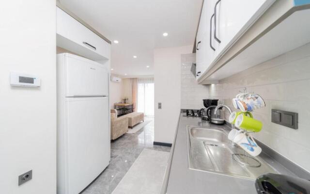 Mesmerizing Flat Close to Konyaalti