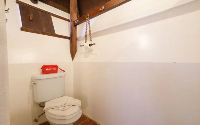 ZEN Rooms Pito Huts Station 3