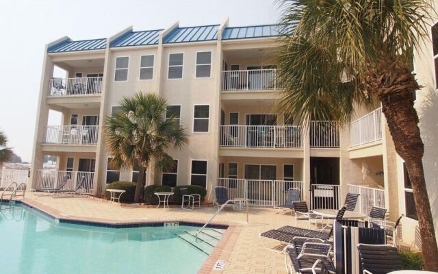 Blue Suede Shoes - 2 Br Condo