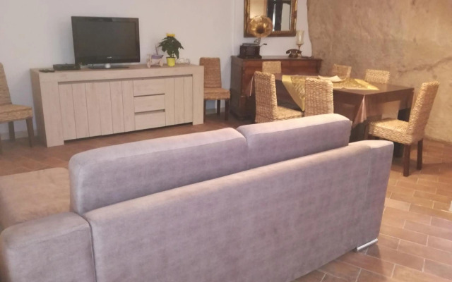 Sassi Sotto Le Stelle