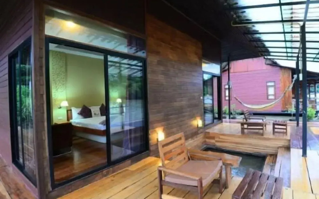 Boutique Raft Resort