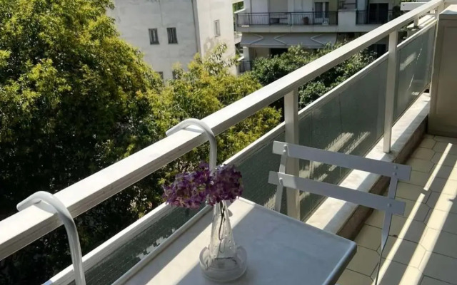 Chic & Cozy Apartment