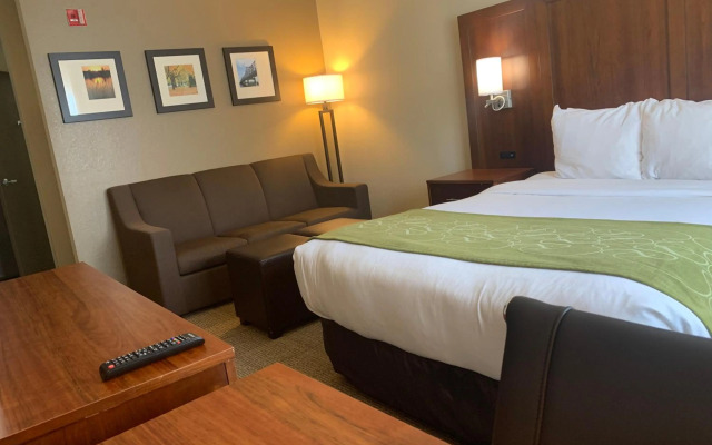 Comfort Suites Peoria I-74