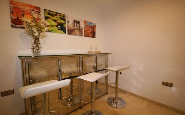 Colón GrupalMálaga