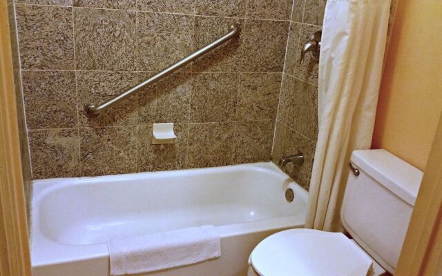 Seven Oaks Inn Jasper