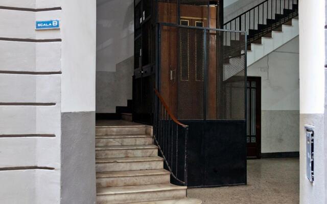 Elegant Apartment at Chiaia by Wonderful Italy
