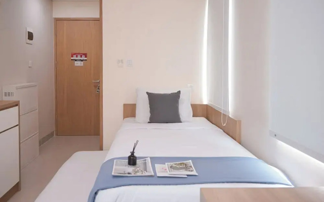 Best Furnished Studio (No Kitchen) Apartment At B Residence