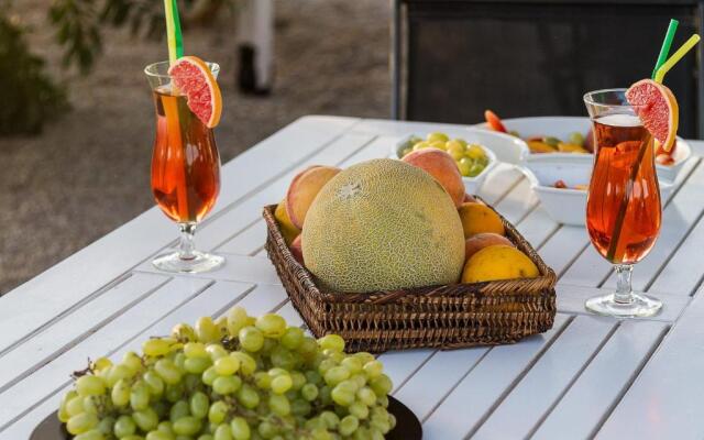 Sea Sound - White Katikies