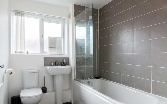 Levon House, Coventry - 2 Bedroom Apartment